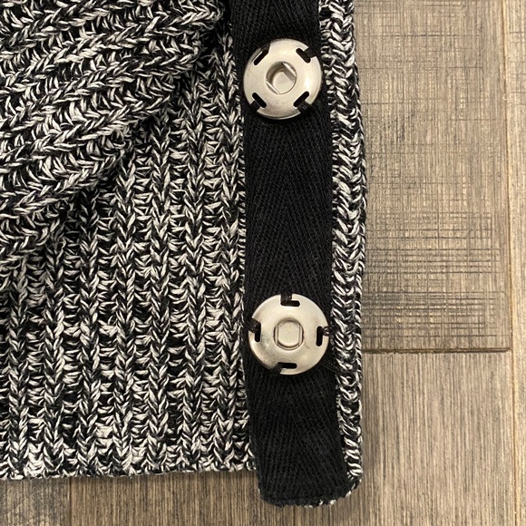 Gap Heavy Knit Cotton ~ Two Sweaters - Picture 11 of 11